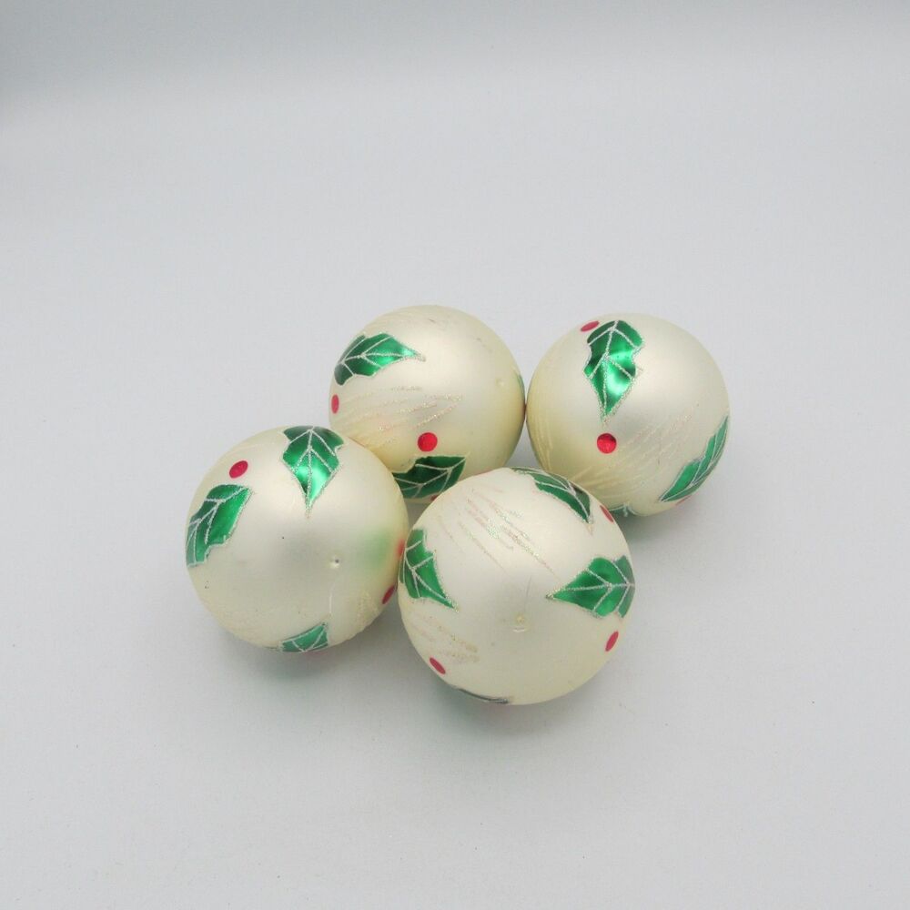 Vintage Set of 4 Frosted Glass Ball Christmas Ornaments Holly Berry 2.5"